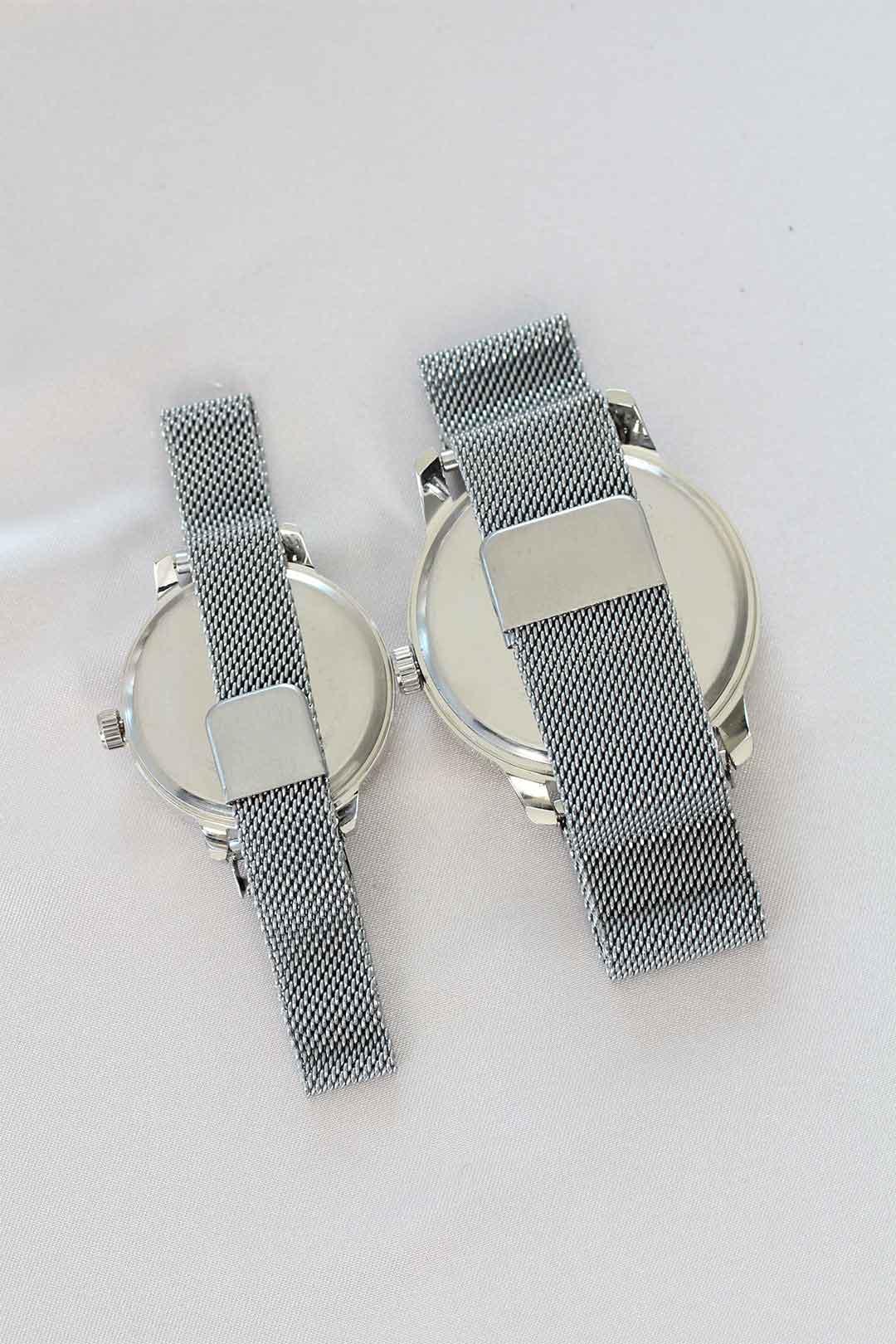 Gümüş Renkli Hasır Metal Mıknatıs Kordonlu Sevgili Saatleri