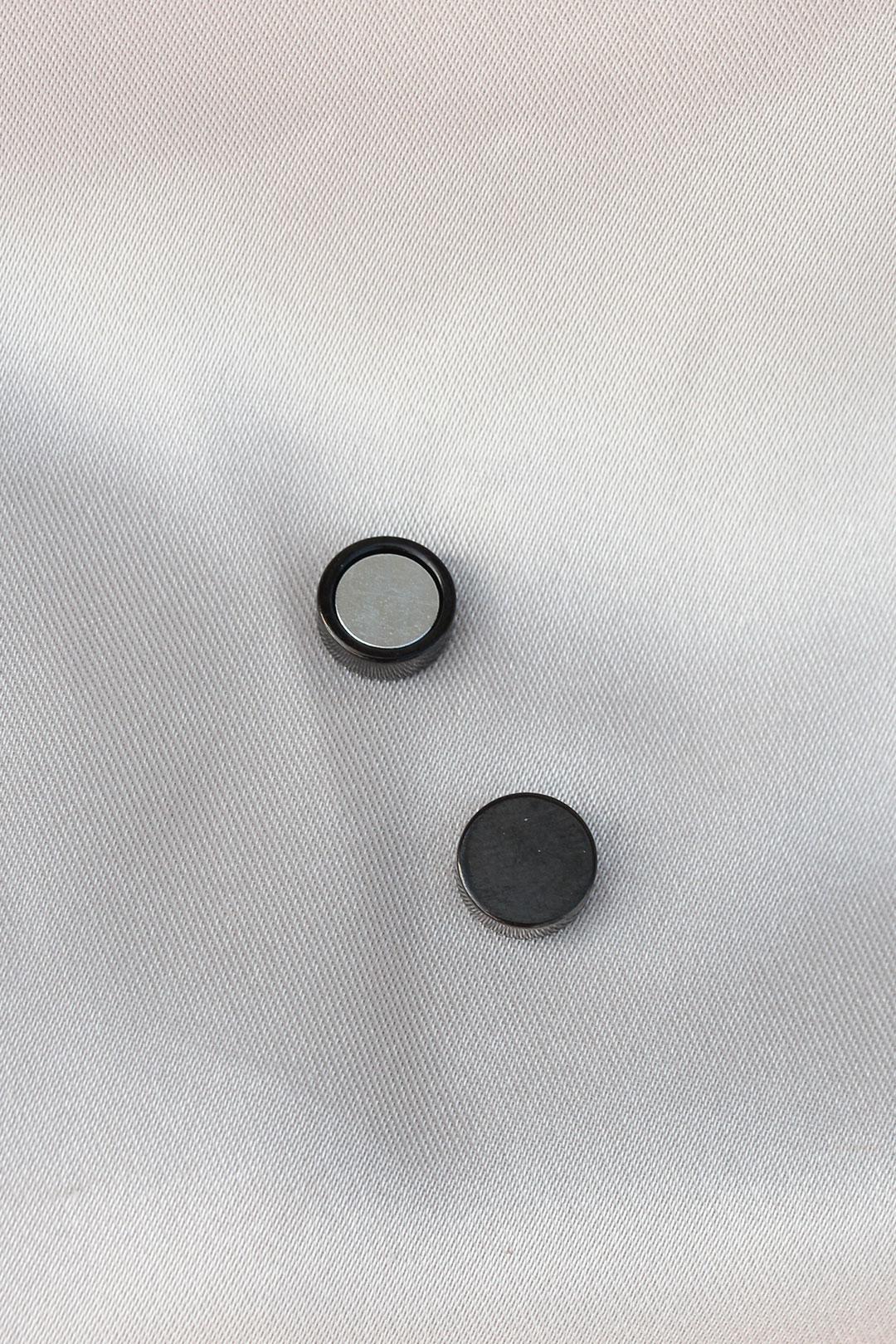 Siyah Renk Minimal Mıknatıslı Model Çelik Erkek Küpe